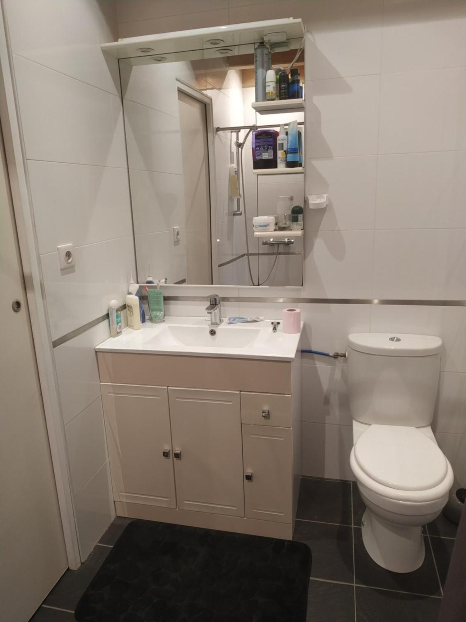 Avec Salle D'eau Et Toilette Privees Homestay Leognan